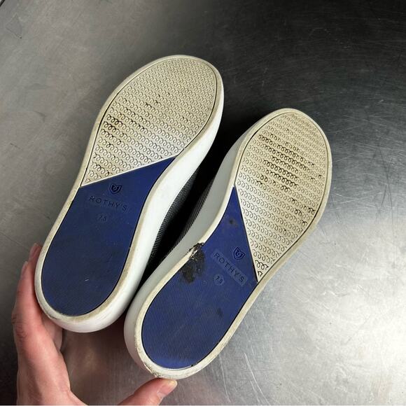 Rothy’s Gray The Original Slip On Sneaker Shoe Size 7.5 - Picture 6 of 11